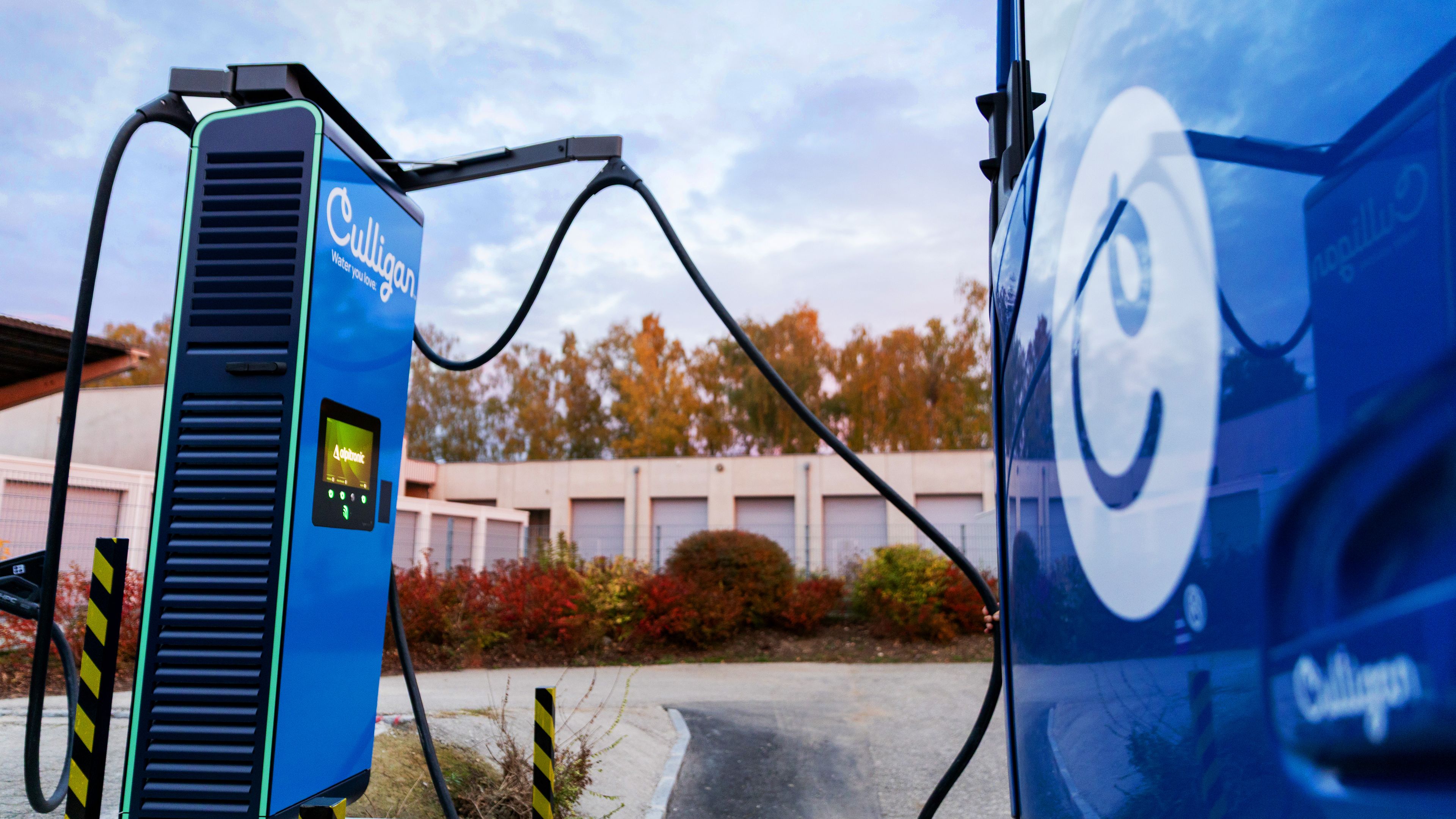 POWER Charger HYC 200 im Culligan Style