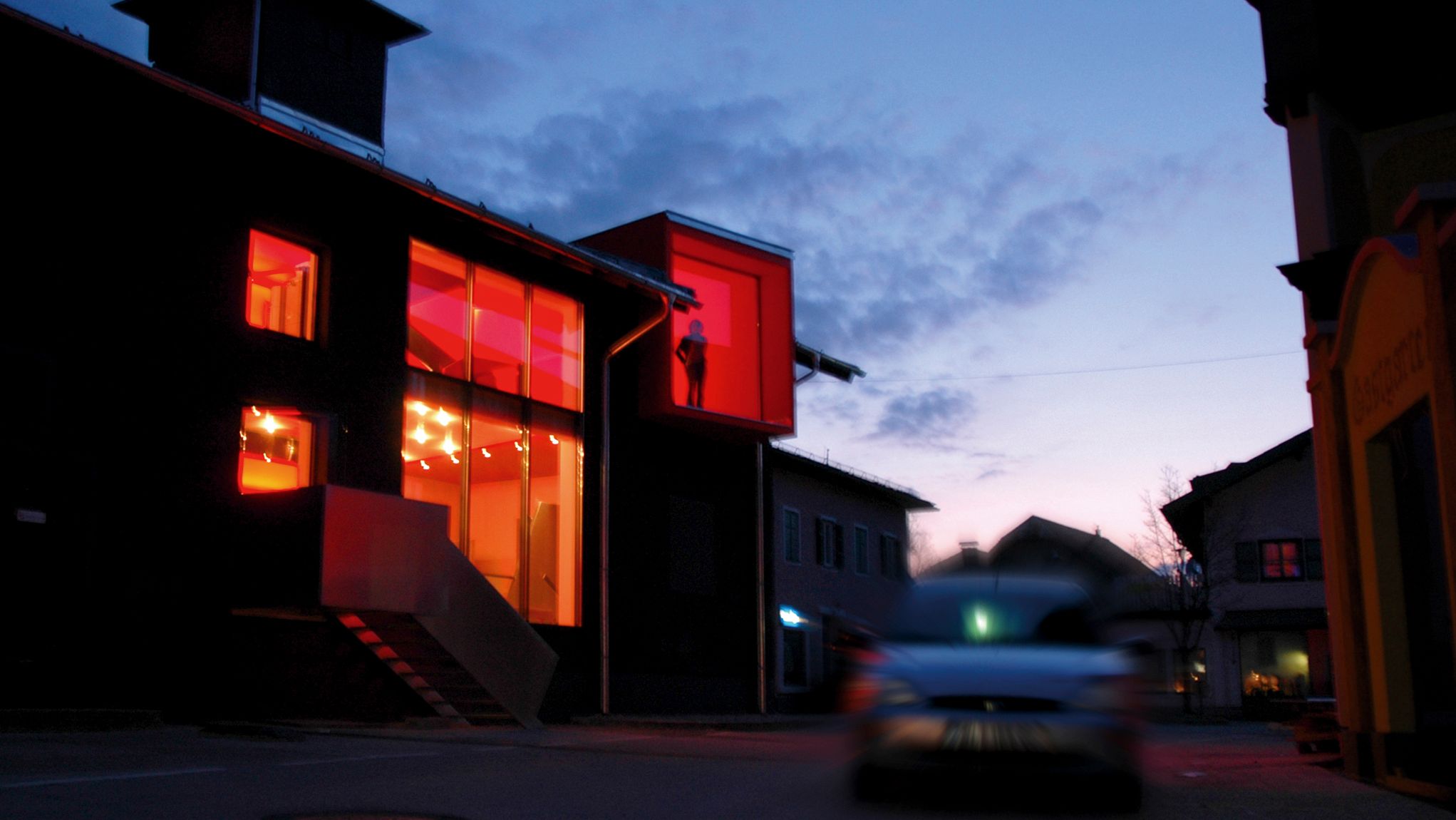 Abendstimmung beim Emailwerk Seekirche am Wallersee