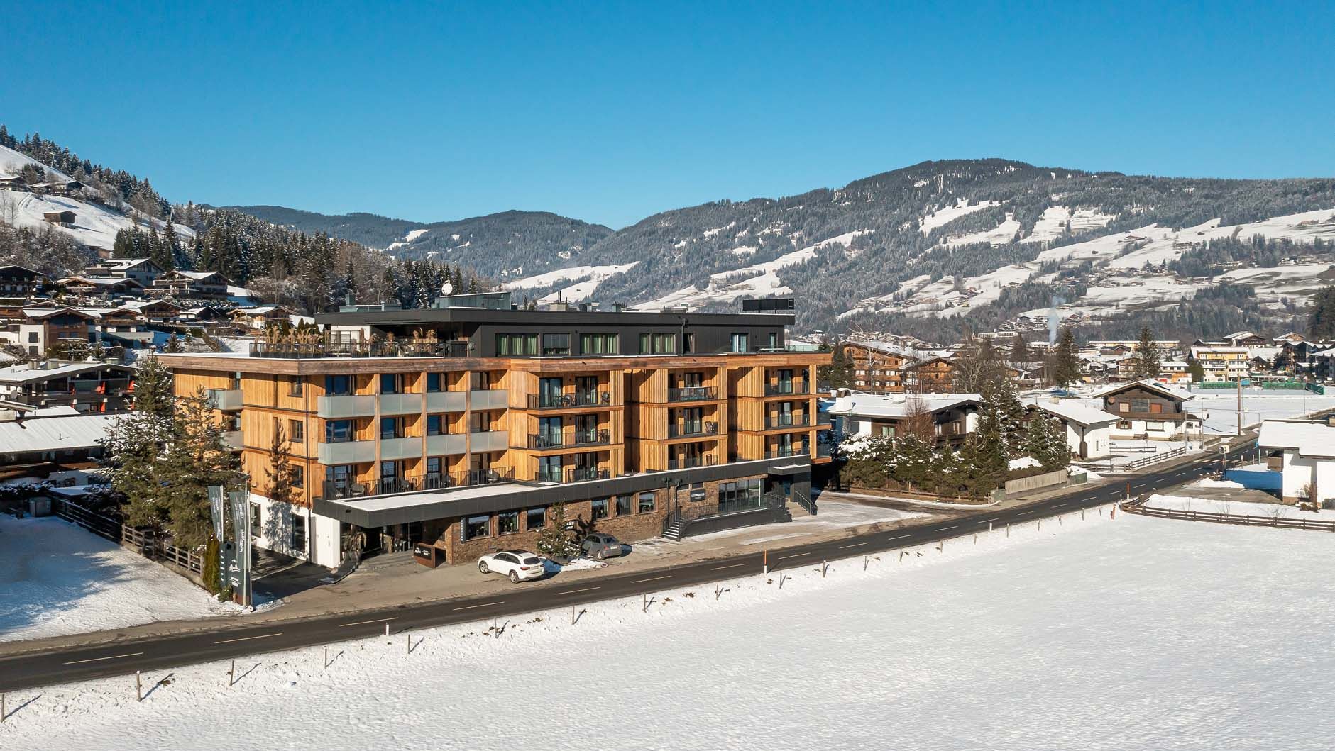 Winter-Außenansicht AlpenParks