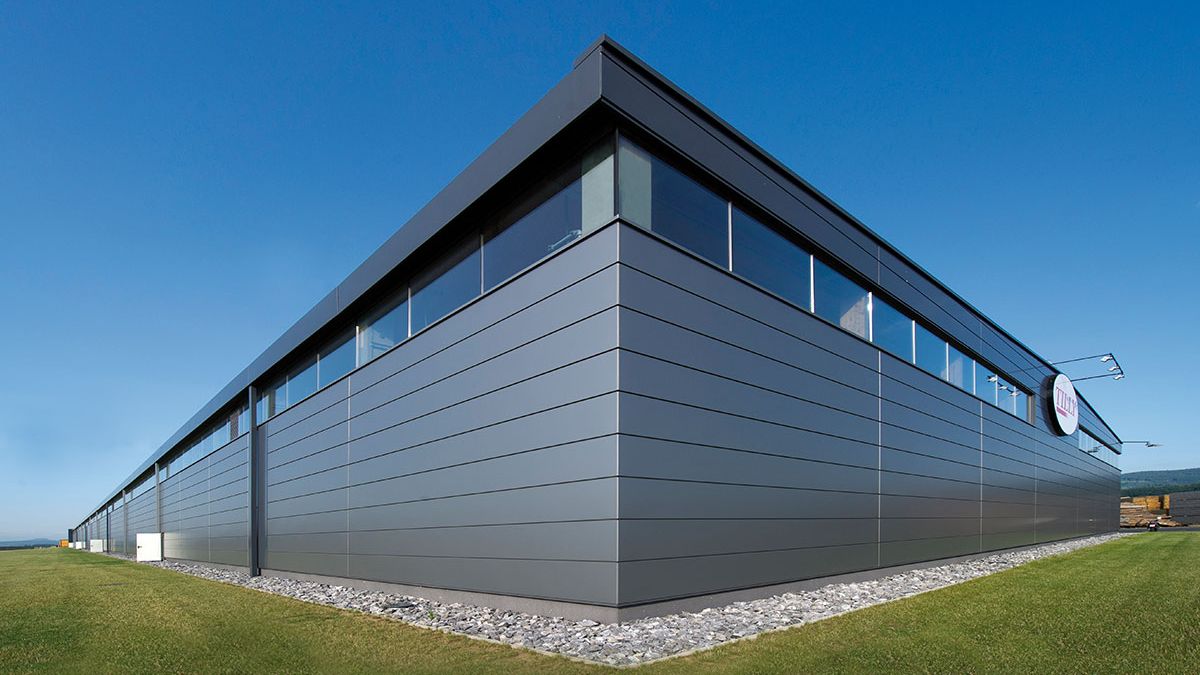 Tilly Gebäude von der Seite