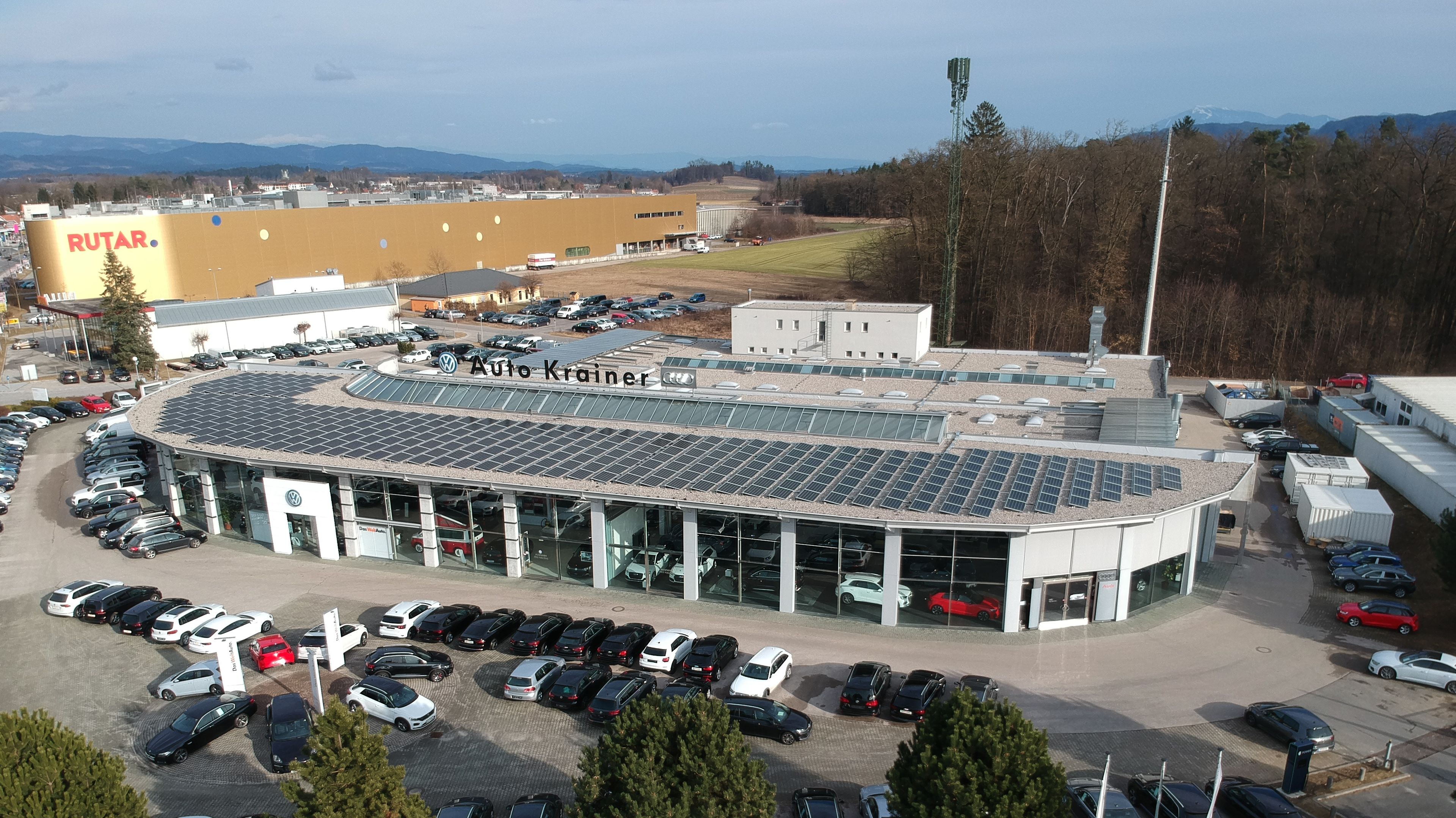 Autohaus von vorne