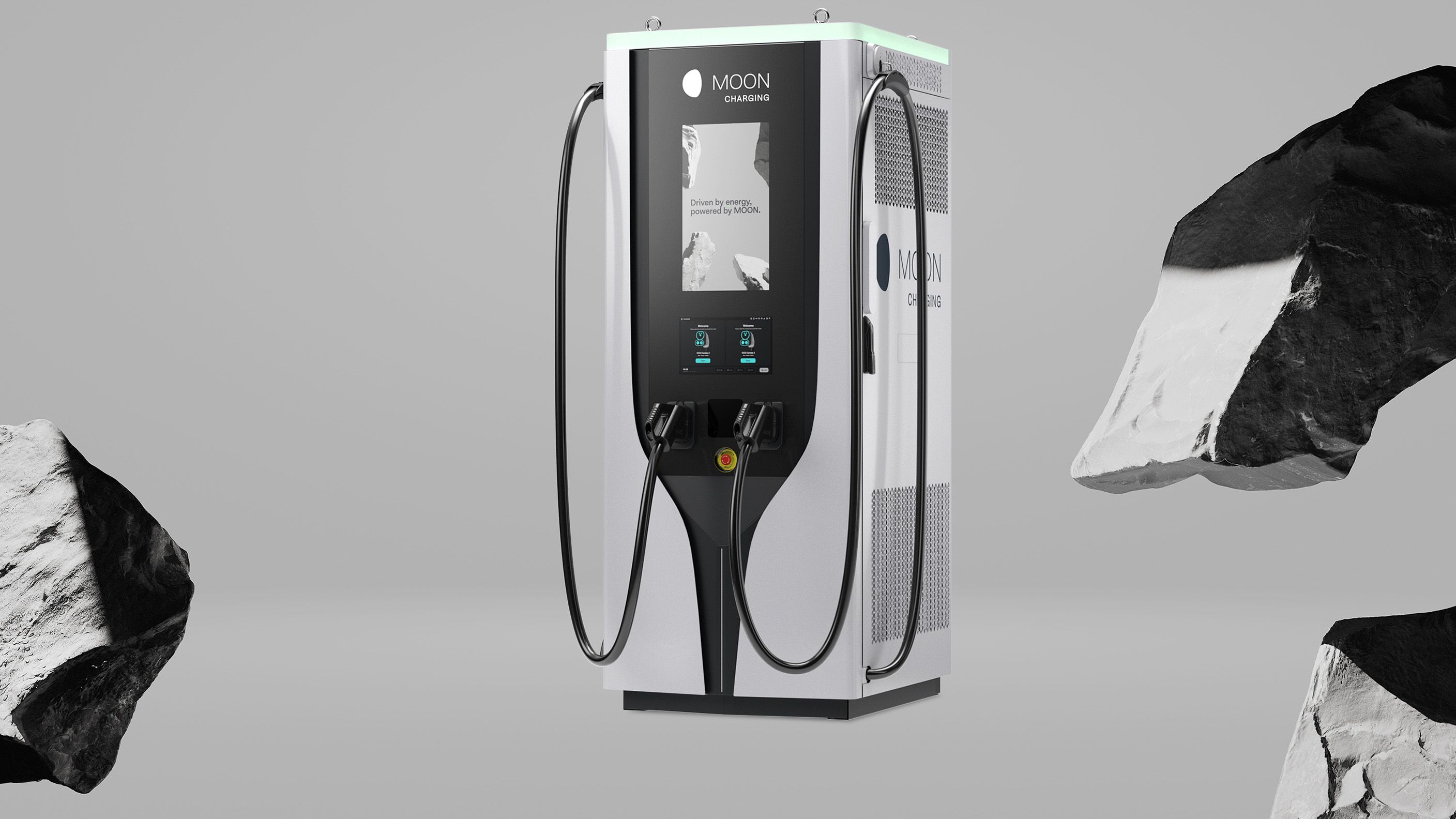 X-Charge C7 vor Gesteinsbrocken