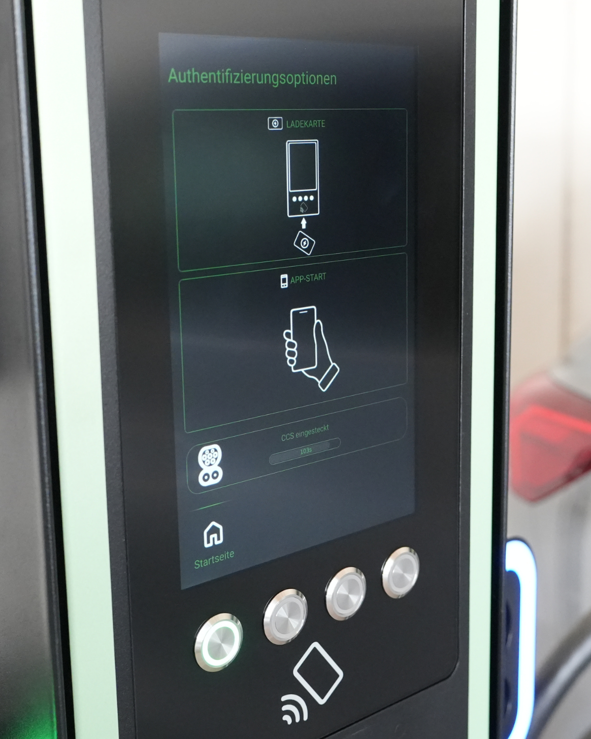 Display und RFID Leser des HYC 1000